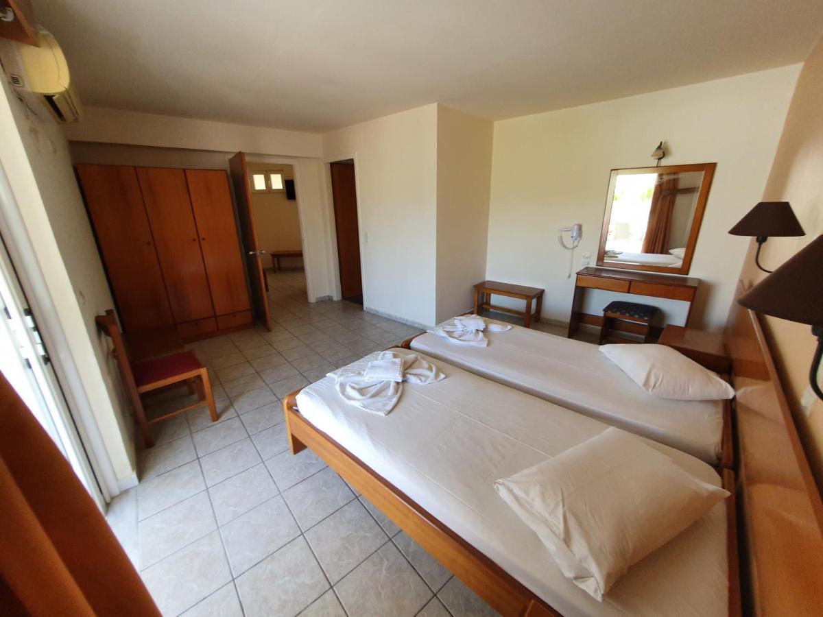 Vivian Hotel Laganas Buitenkant foto