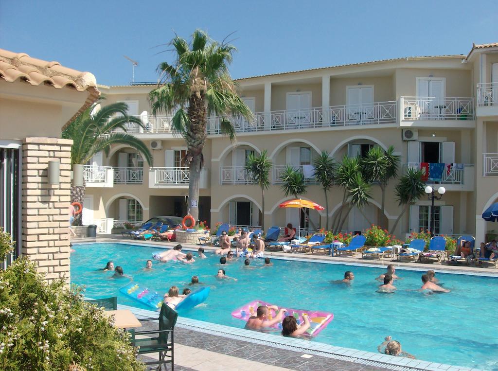 Vivian Hotel Laganas Buitenkant foto